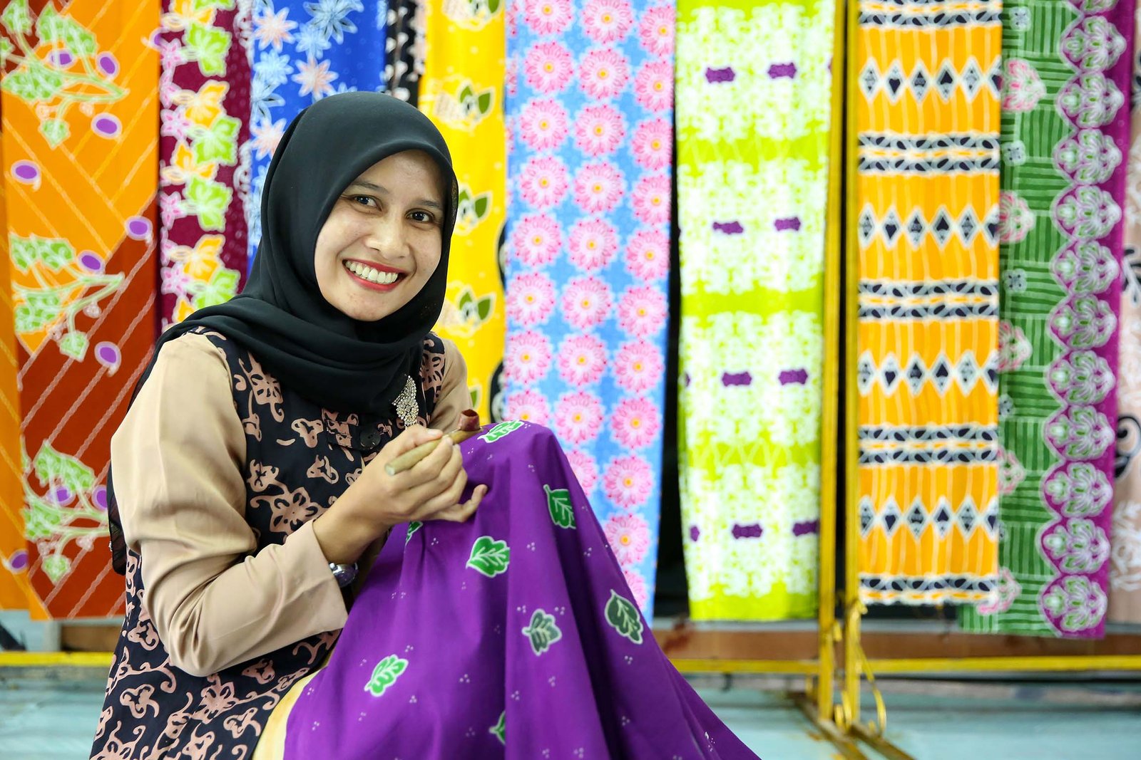 RGE story Berry FitriBatik APRIL 08 1 &mdash; APRIL Asia