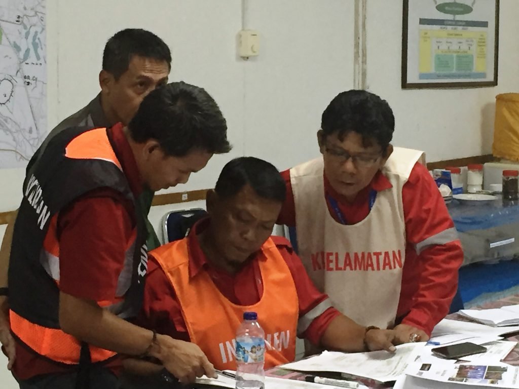 FireTraining2 1 &mdash; APRIL Asia