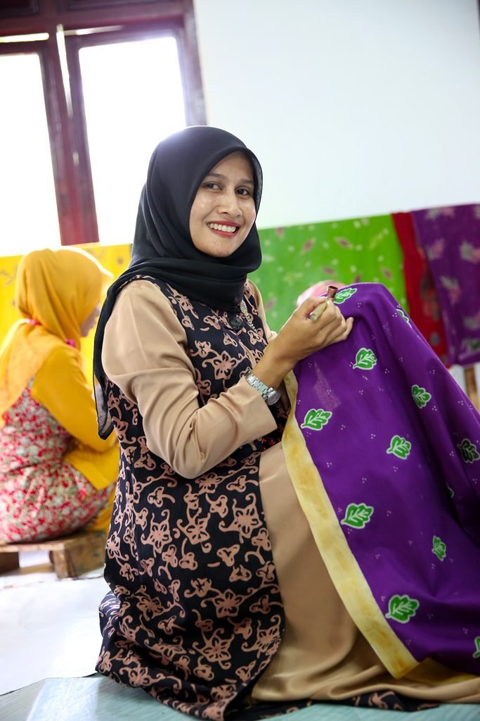 Fitri Batik 1 &mdash; APRIL Asia