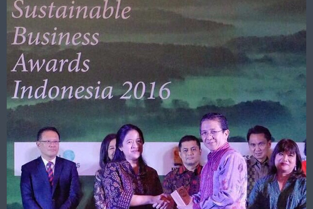 april md tony wenas rreceives sustainable business award &mdash; APRIL Asia