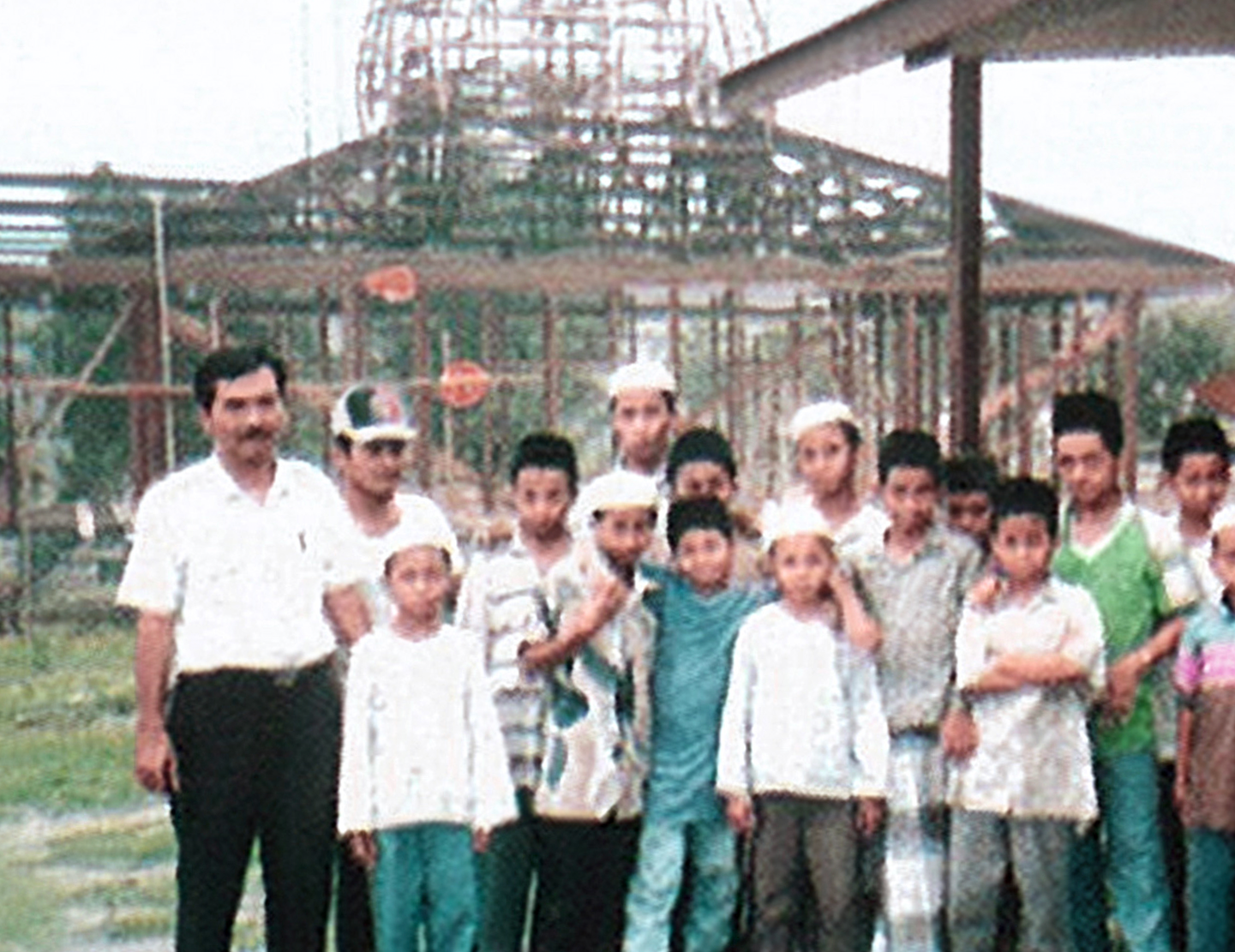 Kerincimosqueold &mdash; APRIL Asia